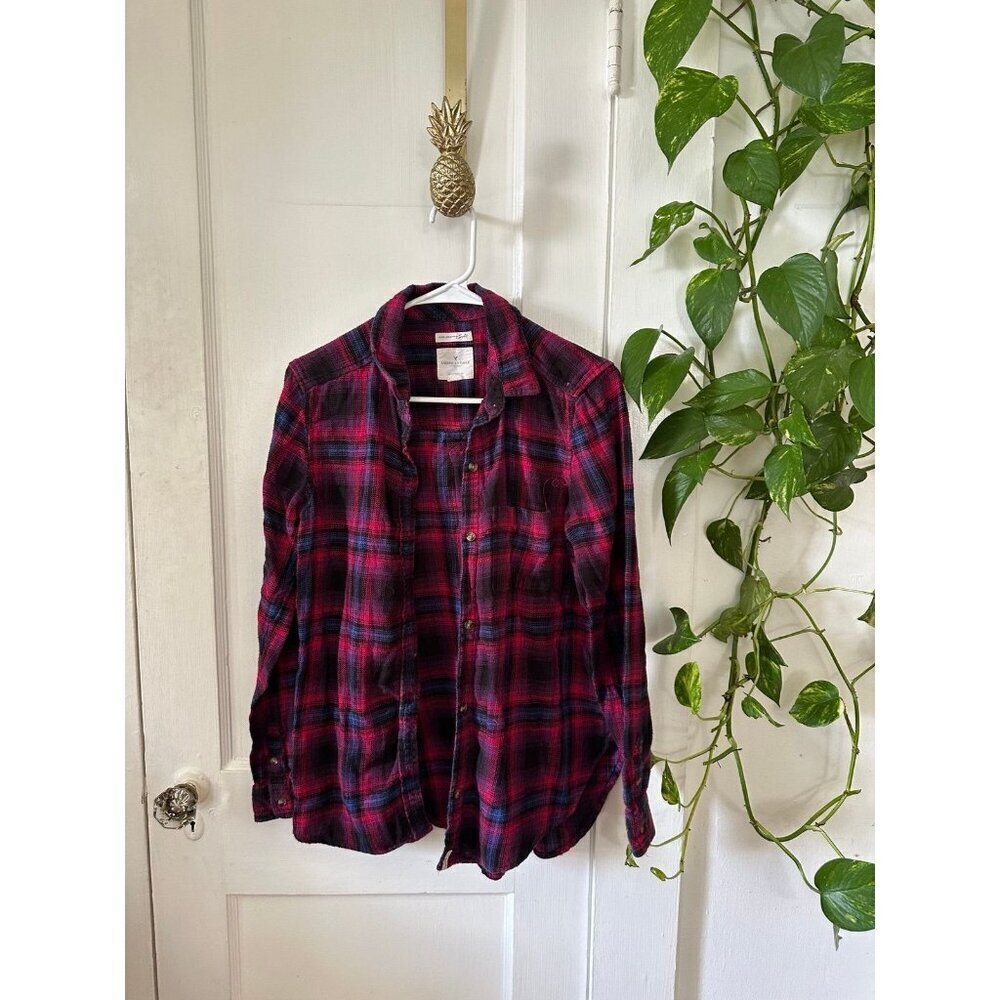 American Eagle Flannel size medium